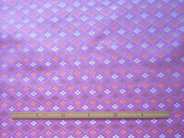 金襴　きんらん　織物　神楽　衣装　御朱印帳