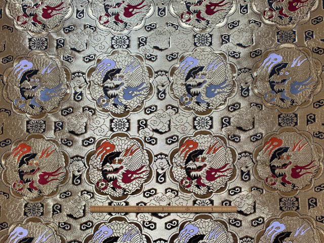金襴　きんらん　織物　神楽　衣装　龍　竜　鳳凰