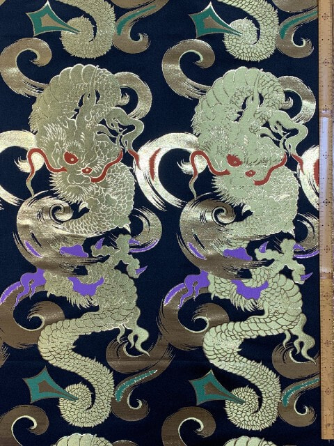 金襴　きんらん　織物　神楽　衣装　龍　竜　鳳凰