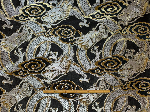 金襴　きんらん　織物　神楽　衣装　龍　竜　鳳凰