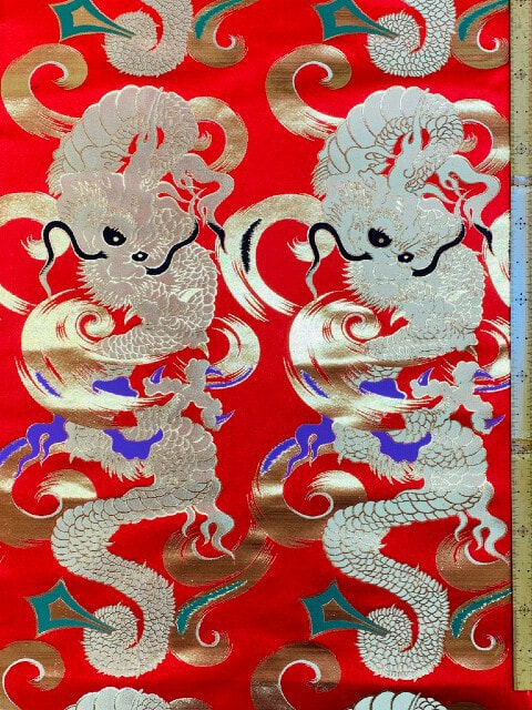 金襴　きんらん　織物　神楽　衣装　龍　竜　鳳凰